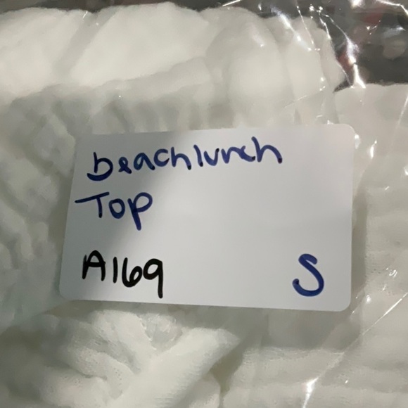 BeachLunchLounge Button-up White Shirt Coverup Size Small Long Sleeve - Picture 9 of 9